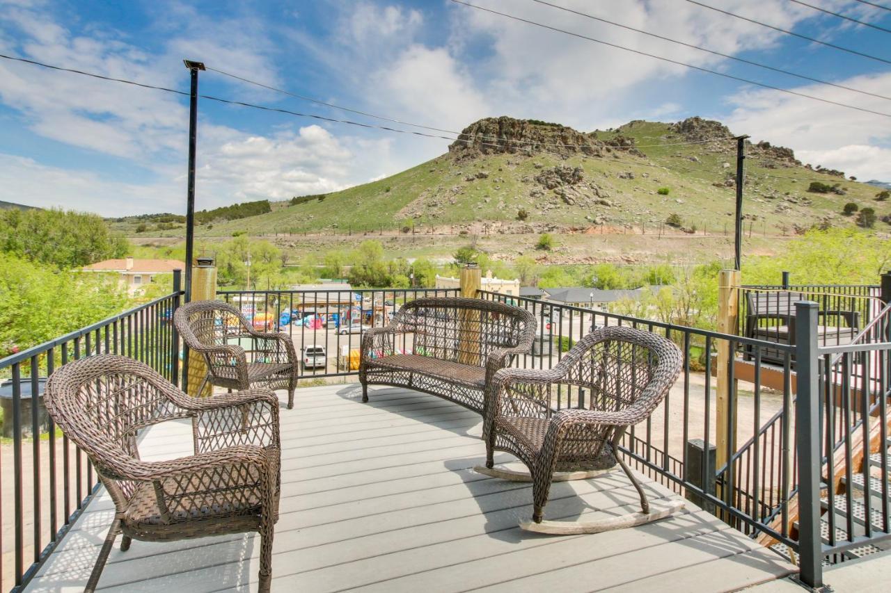 With Deck And Views! Apartment