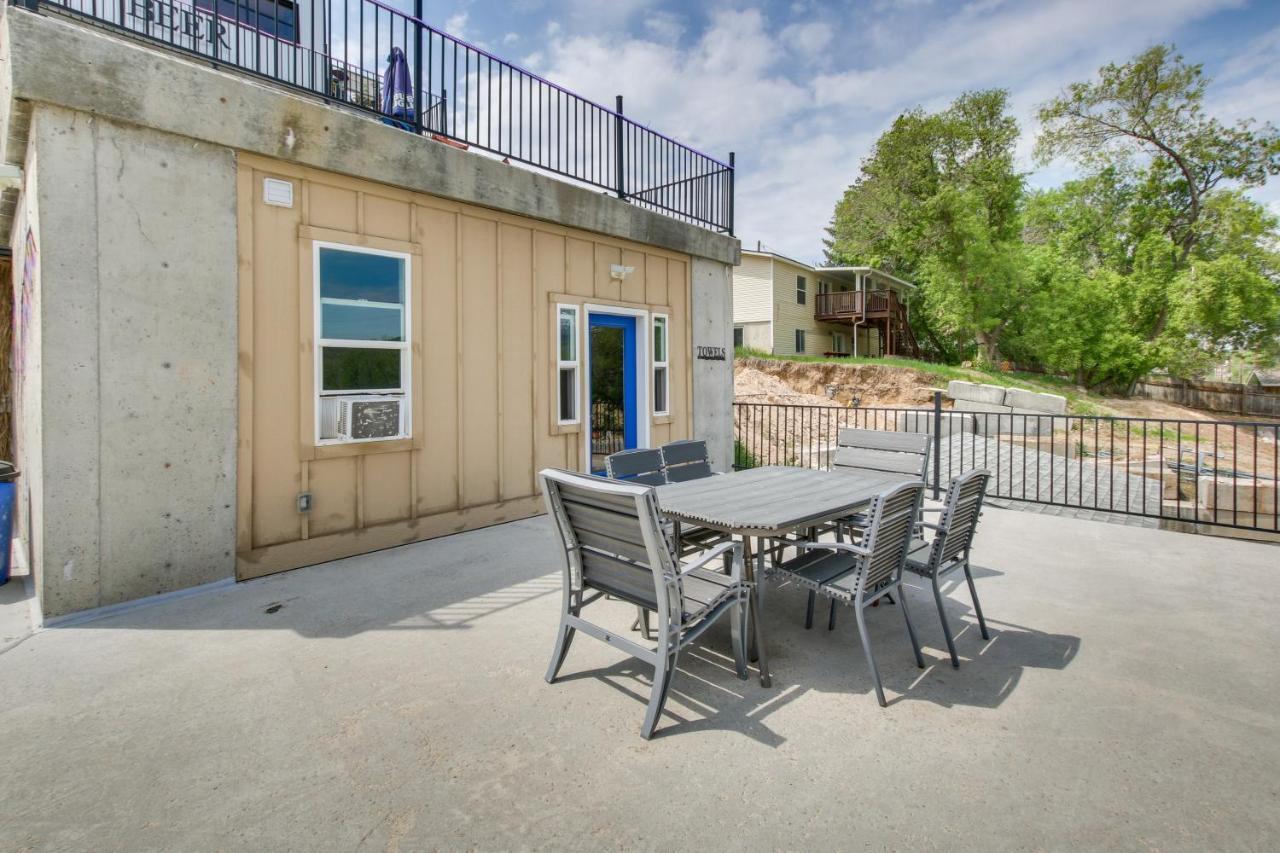 With Deck And Views! *